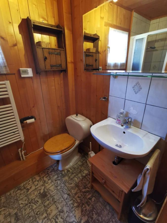 Chalet Traditionnel Avec Jacuzzi Exterieur Bex Exterior photo